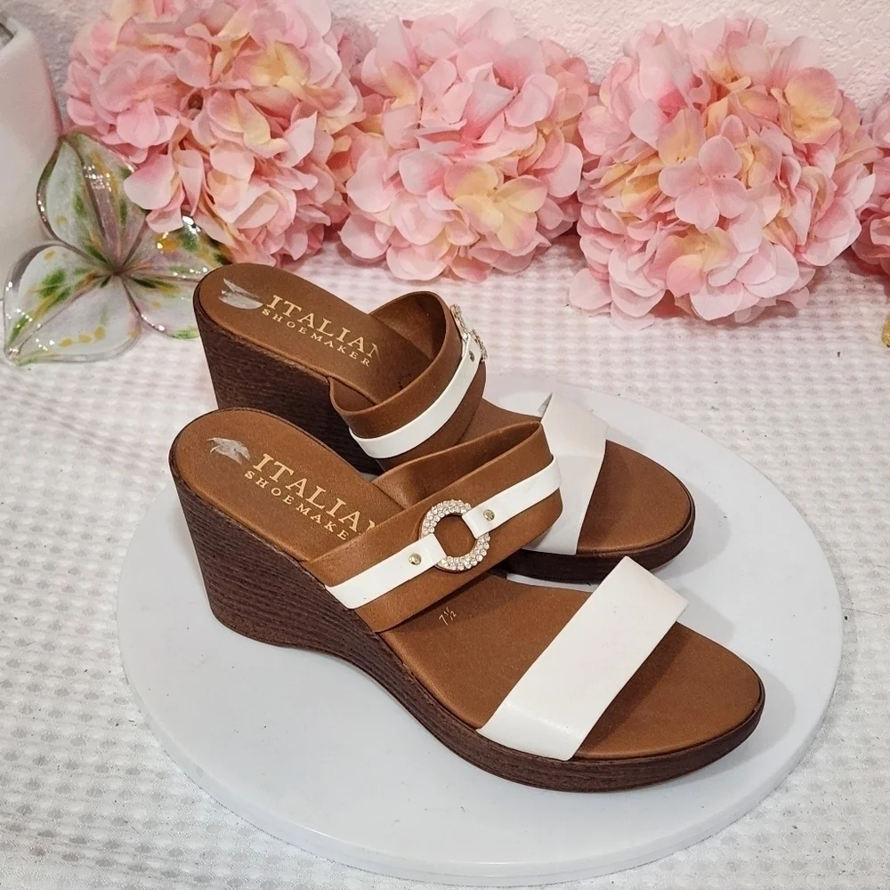 Toscanella Made In Italy Ulta Wedge Sandals with Rhinestones Detail Size 7.5